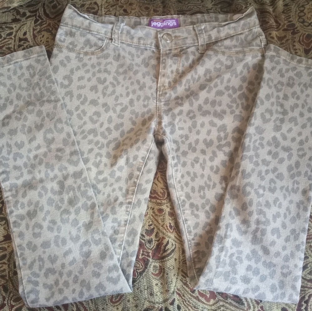 Old Navy leopard print jeggings